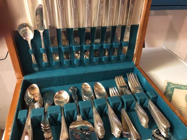 Silver plate flatware 1