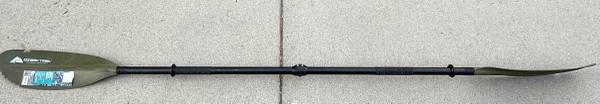 Double Sided Staggered Kayak Paddle 1