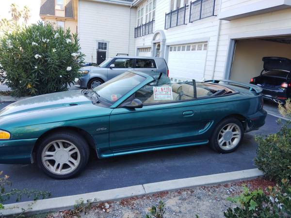 GT Ford mustang convertible 99 - $11,500 (brentwood / oakley)63473147206659124