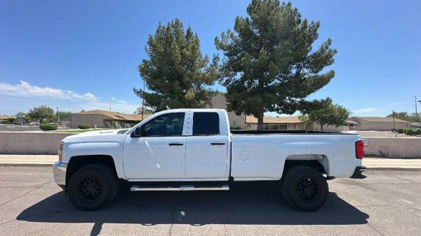 2018 Chevrolet Silverado 2500 HD Double Cab - Financing Available! 1