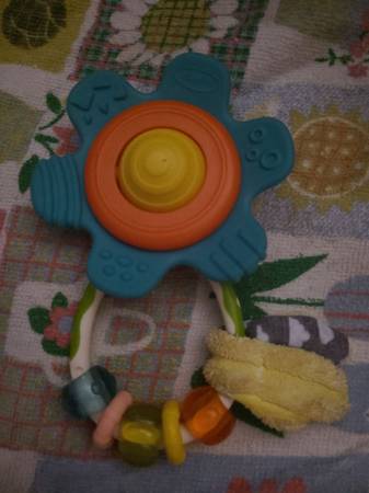 Infantino baby toy 1