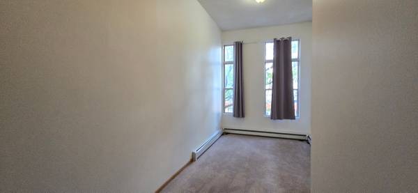 $985 / 2br - 800ft2 - Cedar Riverside 2 BDRM 1 BATH Apt in MPLS 413-1 (Westbank)63868702728193123
