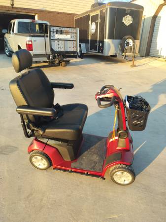 2022 Pride Maxima Mobility Scooter 500lb Capacity 1