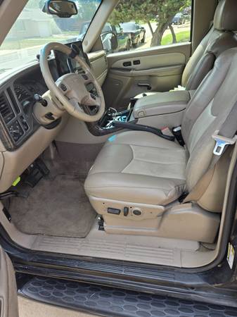 2005 GMC Yukon XL Denali - $7,500 (Thornton, Colorado)63493097982979123