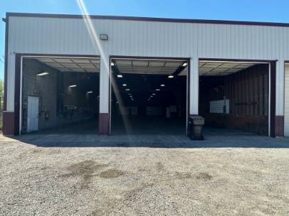 $16,333 / 24500ft2 - Industrial Building - 1548 Cline Ave.  (MK) (Gary)63918533312899122