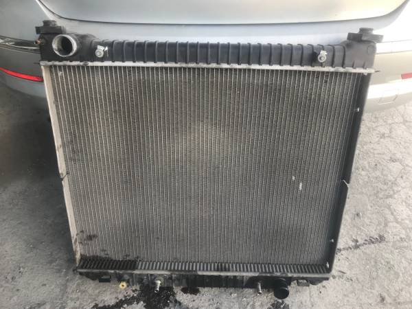 2008-2019 FORD E150 E250 E350 RADIATOR 5.4L 1