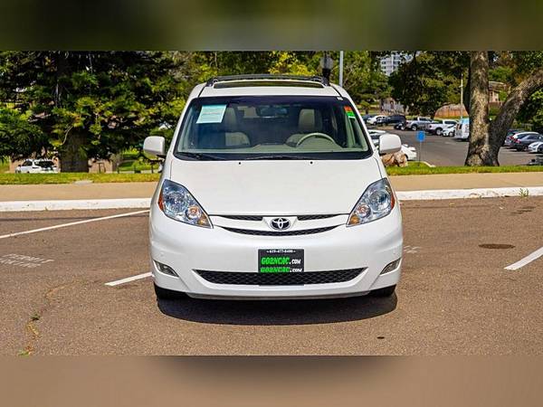 2009 Toyota Sienna XLE 7 Passenger 4dr Mini Van - $10995.0063624789860353121