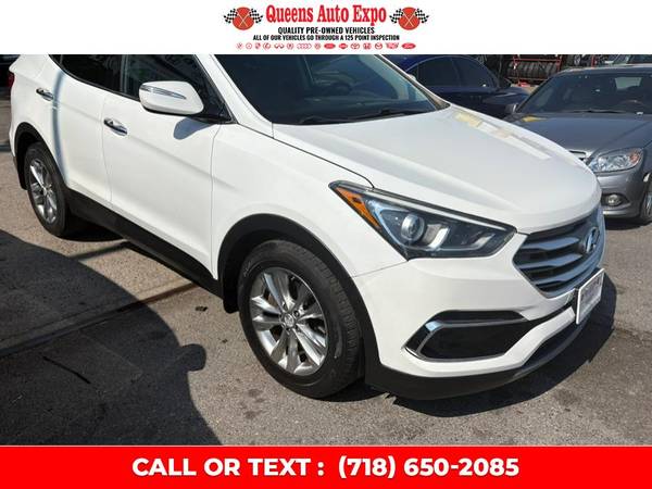 Don't Miss Out on Our 2017 Hyundai Santa Fe Sport with 80,759-brooklyn - $13,995 (Woodside)63614633025539123