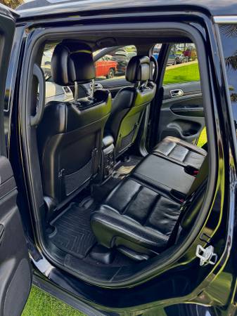 2017 Jeep Grand Cherokee Limited - $19,000 (Point Loma)63470050411521124