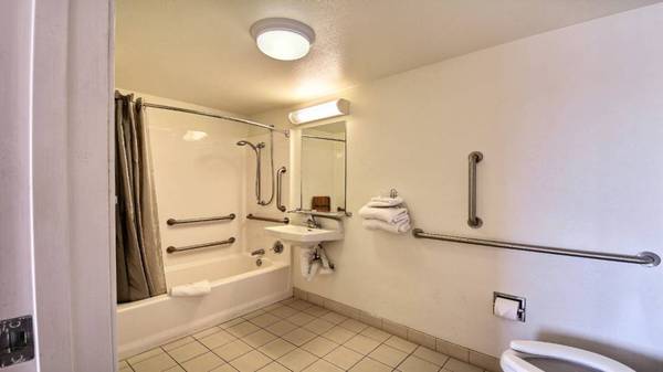 $50 / 1br - $50 per night – Studio6 Extended Stay Motel in Laredo (Laredo)63662034842369124