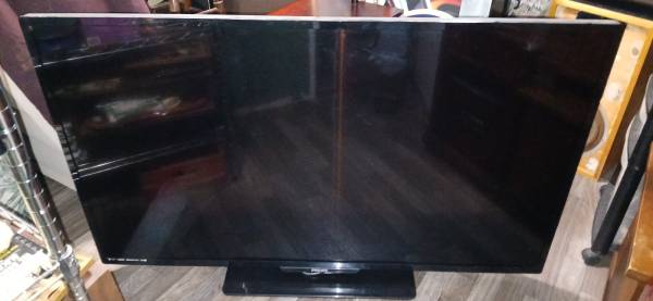 Philips 55 inch flat screen TV 1