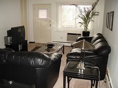 $875 / 2br - 819ft2 - **--“Modern Comfort in a Great Location — Welcome to Velma Court”--** (Pittsburgh)64013205399171123