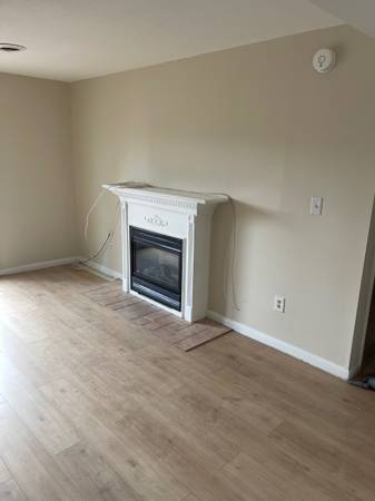 $2,200 / 2br - 798ft2 - Two bedroom $2,200.00 per month - move in ready (Methuen)63817562601217124