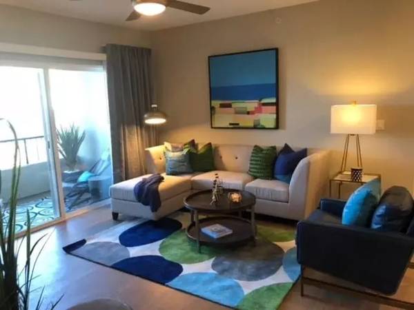 $1,825 / 1br - 750ft2 - Luxury living at Lyfe at the Marina! 1 BD / 1 BA available! (Sparks)63682255312387123