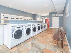 $775 / 1br - 650ft2 - APPLYAPPLYAPPLYAPPLYAPPLYAPPLYAPPLY !!! (SW Cedar Rapids, Iowa)63679458709635122