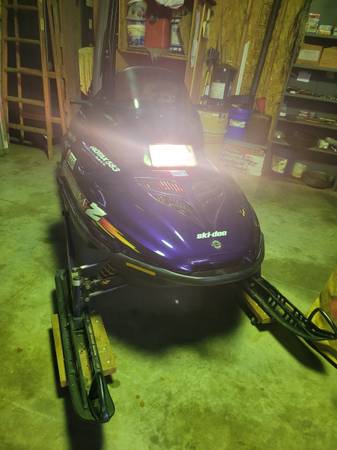 1998 Ski Doo Formula Z 583 1