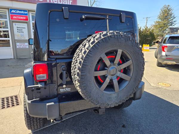 2012 4 Door Wrangler Sahara Unlimited A/C - $10,999 - $10,999 (Waltham)63615377491203123