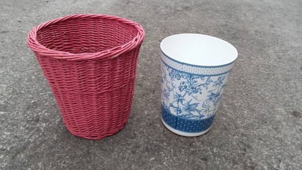 2 small waste baskets 1