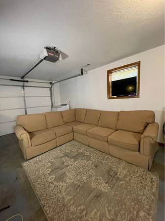 Sectional Couch (DELIVERY AVAILABLE) 1