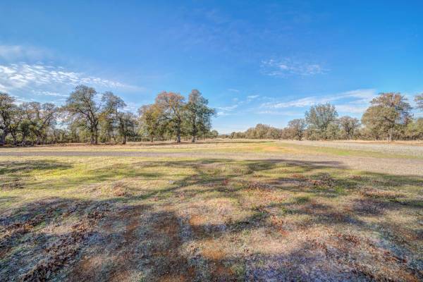 $149,000 COTTONWOOD LOT 26 WITH 41 ACRES, VIEWS AND ACCESS (COTTONWOOD)63972383992450121