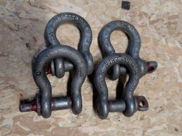 Crosby lifting shackles 1/2" 1