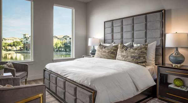 $2,835 / 1br - 857ft2 - Polished Living. Prime Location. Pure Indulgence. 6 Weeks FREE (Las Colinas/ Valley Ranch/ Coppell)63796350892419121