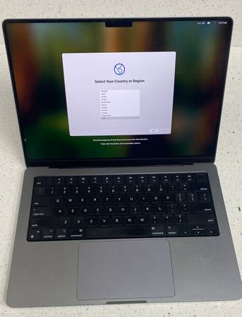 Apple MacBook Pro with Apple M1 chip (14-inch, 32GB RAM, 512 GB SSD) 1