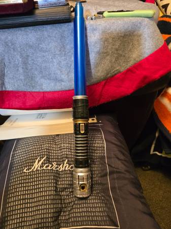 STAR WARS LIGHTSABER! 1