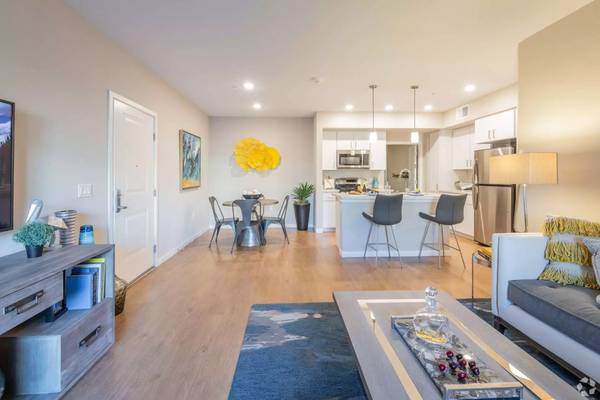 $2,060 / 1 hab - 766 pies² - A nadie le gustan los objetos viejos... ¡tú puedes tener algo nuevo! ¡Hermoso departamento de 1 hab y 1 baño! 766 pies cuadrados (Sparks)63682237814529124