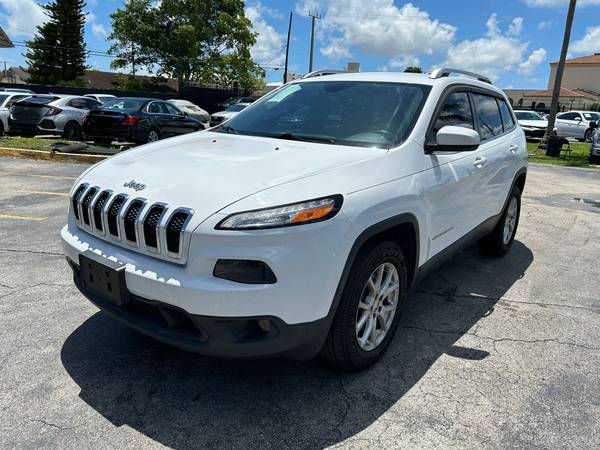 2018 JEEP CHEROKEE LATITUD NOT CREDIT EASY FINANCE CALL (754) 308-5327 - $6,655 (NO CREDIT NO SOCIAL)63470232164865122