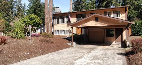 $900.00 / 1br - CO-SHARING LIVING - Room #1-Queen Bed, night stand, and a closet63934162877826120