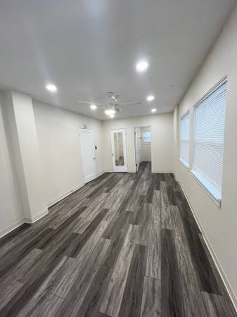 $2,395 / 1hab - 650ft2 - ¡EXCELENTE UBICACIÓN EN SOUTH PARK! ÁTICO DE 1HAB/1BAÑO CON APARCAMIENTO! (3037 Calle Juniper)63663753049985124