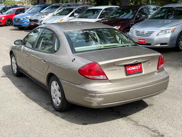 2004 Ford Taurus LX Sedan 4D - $3,950 (Edmonds)63613978651523123