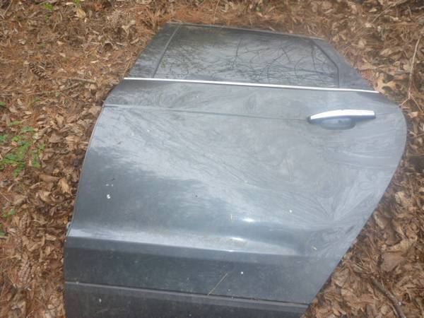 2010-16 CADILLAC SRX LEFT REAR DOOR 1