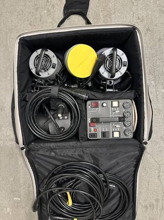 Dynalite lights, powerpack 1