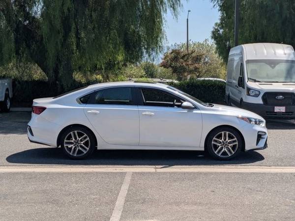 2021 Kia Forte EX Sedán - $17.495 (Llame al *(661) 430-0723* para confirmar disponibilidad al instante)63470043448323123