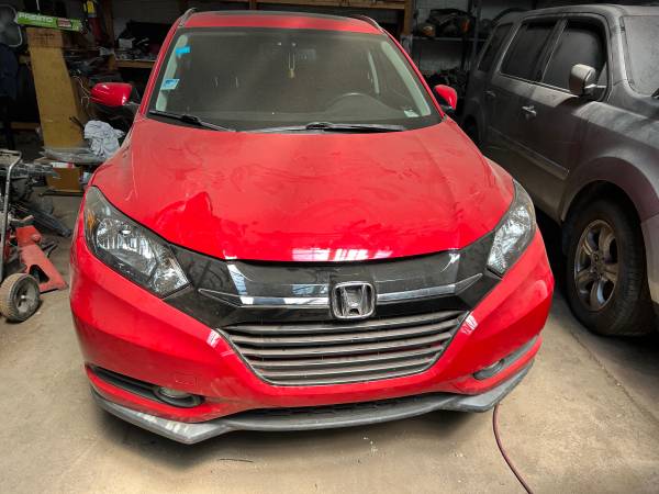 2016 Honda HRV AWD - $9,500 (Chicago)63618919623043123