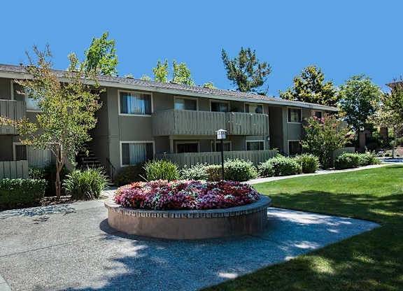 $2,675 / 1br - 660ft2 - 🌞 Resort-Style Poolside Relaxation Awaits at Cherrywood (san jose south)63824141249921120