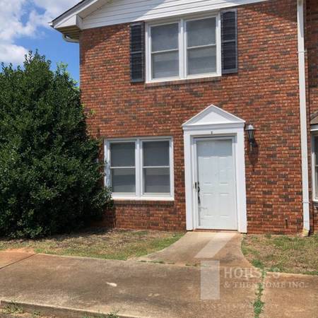 $925 / 2br - 900ft2 - ***Reduced Price!! 2/1.5 Townhome Anderson-Super Convenient*** (Anderson)63783765575171120