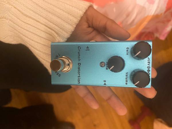 Distortion pedal for electric guitar 1