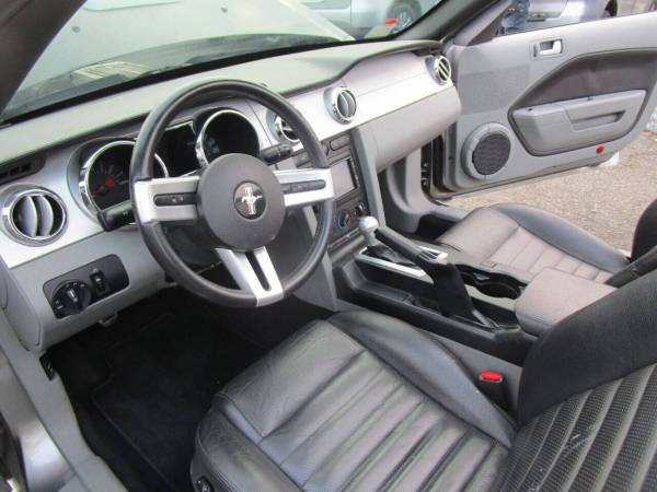 2008 Ford Mustang  GT Premium 2dr Convertible Convertible - $13,988 (Select Motor Auto Sales)63617418745985124