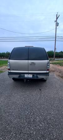 2002 Chevy Tahoe - $4,00063617708281219123