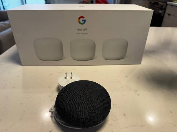 Price -Reduced Google Nest  3 Point Wi-Fi Router with added Nest Mini 1