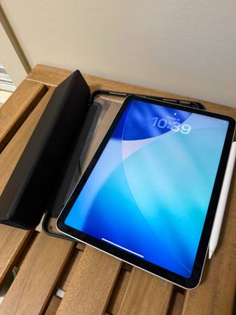 iPad Air M1 cellular with Apple Pencil 1