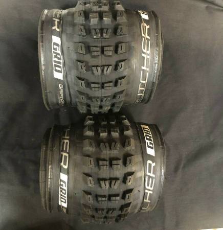 27.5" SPECIALIZED BUTCHER GRID Tubeless Mountain Bike Tire 1