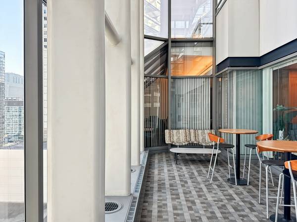 $231 Espacio de Coworking Disponible en 203 N. Lasalle! ¡Llama o envía un mensaje para hacer una visita HOY! (Chicago)64150347619457123