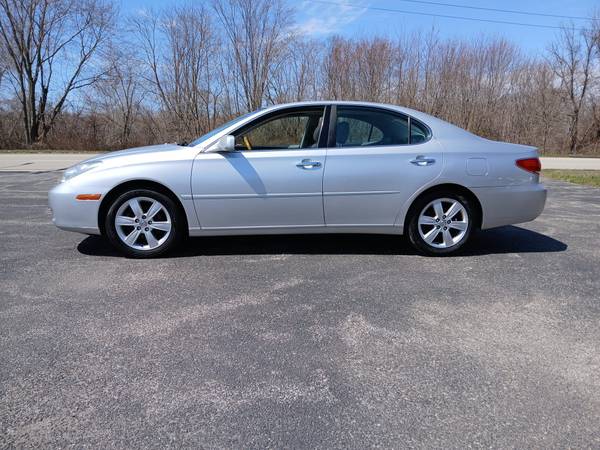 2006 LEXUS ES 330 - $4,999 (BEACH PARK, ILLINOIS)63618721536131121