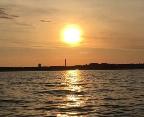 $700 / 2br - October Beach Cape Cod - Oct. 18 & Oct. 25 - Beach Cottage NO HIDDEN63931519519235121
