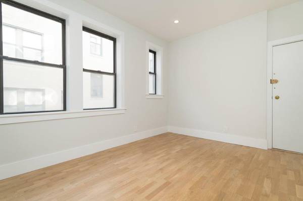 $2,900 / 2br - Brighton 2 Bed/1 Bath Apartment | Elko St (Brighton)64213545373955124