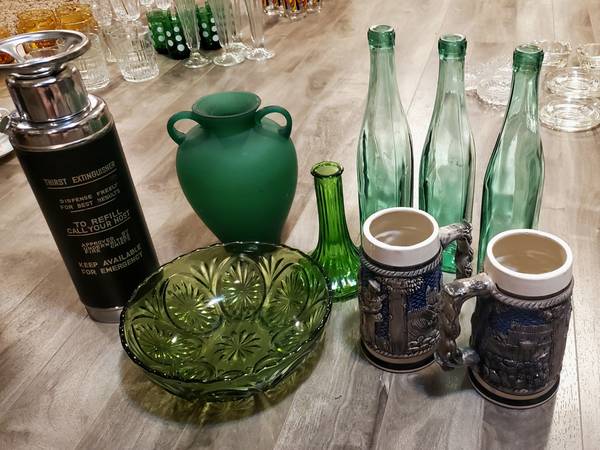 Retro Bar, Decanter & Glassware – Multiple Listing 1